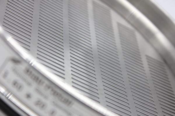 Test Sieve ISO 5223, Oblong 1.60 x 20.0 mm - Image 4