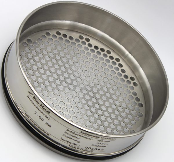 Test Sieve ⌀ 200 mm, Round Apertures 7.00 mm - Image 3