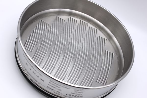 Test Sieve ⌀ 200 mm, Oblong 1.10 x 20.0 mm - Image 2