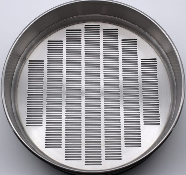 Test Sieve ⌀ 200 mm, Oblong 1.40 x 20.0 mm - Image 4