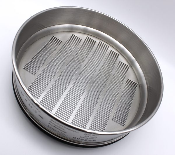 Test Sieve ⌀ 200 mm, Oblong 1.30 x 20.0 mm - Image 2